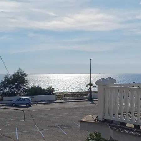 Il Giglio Di Mare Apartment *